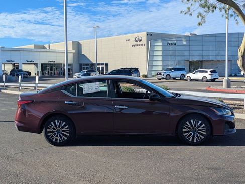 Certified 2024 Nissan Altima 2.5 SV image 7