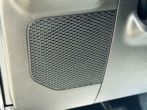 Used 2022 Jeep Wrangler Unlimited Sahara image 24