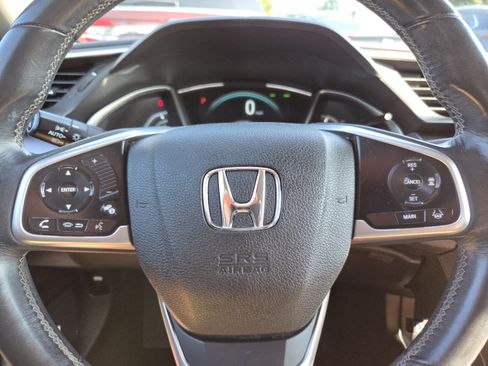 Used 2017 Honda Civic Touring image 34