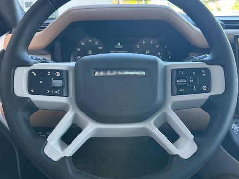 New 2026 Land Rover Defender 130 X-Dynamic SE AWD/4WD image 11