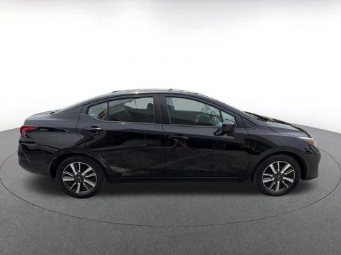 Used 2025 Nissan Versa SV FWD image 16