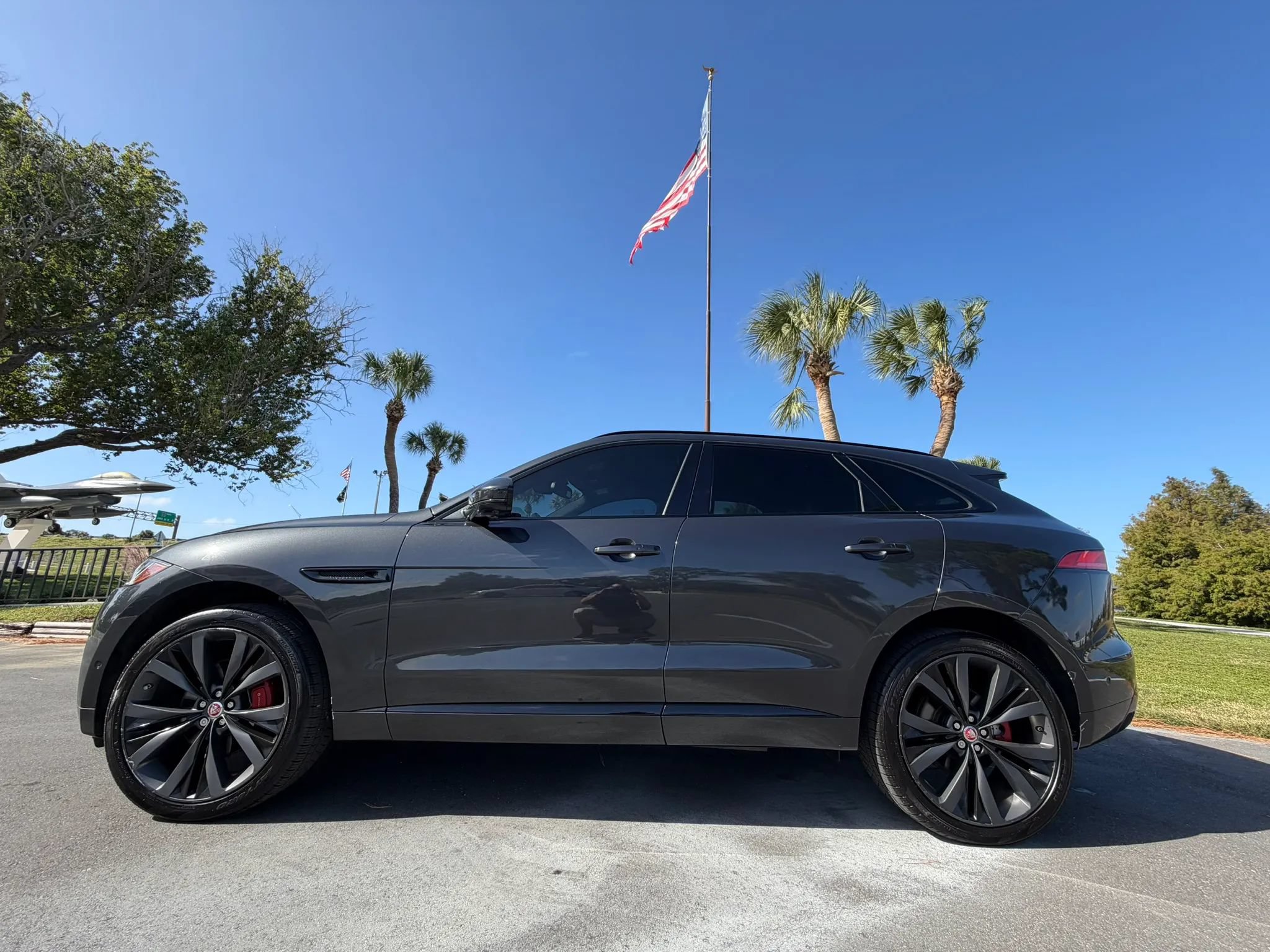 Used 2018 Jaguar F-PACE S AWD/4WD image 56