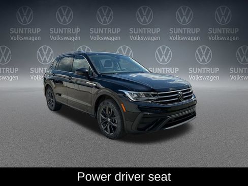 Used 2023 Volkswagen Tiguan SE FWD image 10