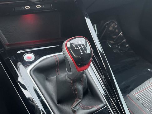 Used 2024 Volkswagen GTI SE image 5