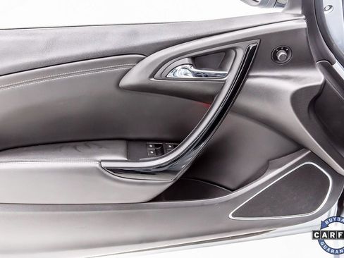 Used 2019 Buick Cascada Premium image 26