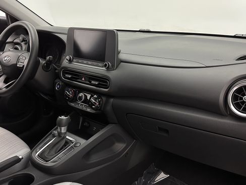 Used 2022 Hyundai Kona SEL image 33