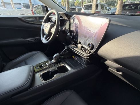 Used 2024 Lexus NX 350 AWD image 44