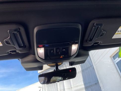 Used 2024 Subaru Forester Wilderness w/ Wilderness Package image 17