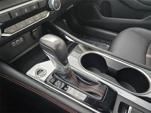 Used 2025 Nissan Altima 2.5 SR image 24