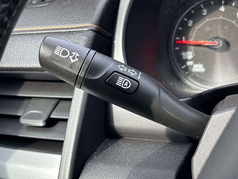 Used 2020 GMC Terrain SLE w/ Driver Convenience Package image 29