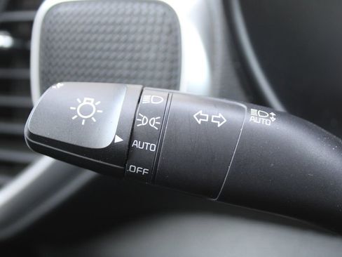 Used 2023 Kia Soul LX w/ LX Technology Package image 26