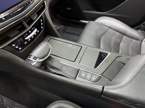 Used 2018 Cadillac CT6 Luxury image 32