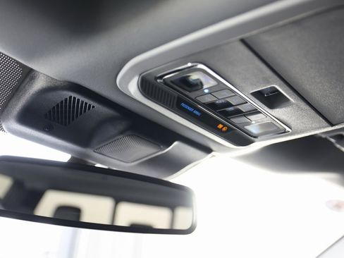 Used 2025 Ford F450 Lariat w/ Lariat Ultimate Package image 35