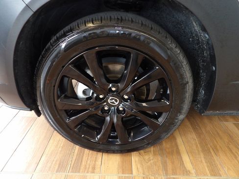 Certified 2024 MAZDA CX-30 AWD 2.5 S w/ Select Sport Pkg image 10