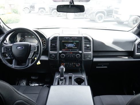 Used 2015 Ford F150 XLT RWD image 23