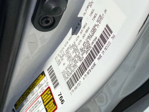 Used 2023 Toyota Tacoma TRD Off-Road w/ Technology Package image 10