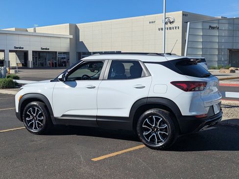 Used 2023 Chevrolet TrailBlazer ACTIV w/ Convenience Package image 4