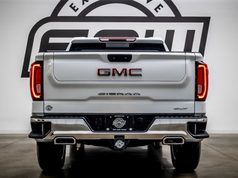 Used 2023 GMC Sierra 1500 SLT w/ SLT Premium Package image 10