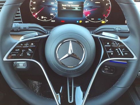 New 2026 Mercedes-Benz GLE 350 4MATIC image 8