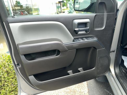 Used 2017 Chevrolet Silverado 1500 W/T w/ WT Convenience Package AWD/4WD image 14