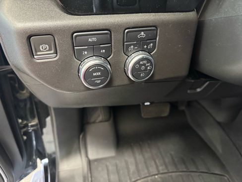Used 2023 GMC Sierra 1500 Elevation AWD/4WD image 16