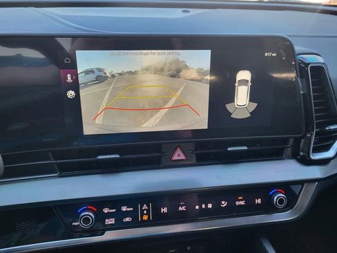 Used 2024 Kia Sportage EX image 18