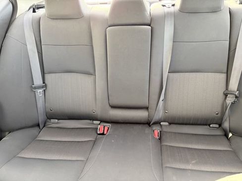 Used 2024 Nissan Altima 2.5 SV FWD image 10