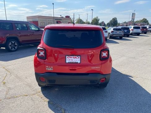 Used 2020 Jeep Renegade Sport image 5