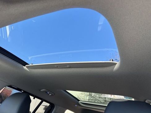 Used 2024 Hyundai Santa Fe Limited image 5