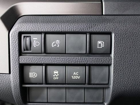 Used 2025 Toyota 4Runner TRD Off-Road image 19