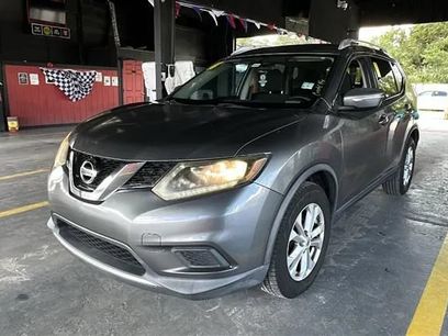 Used 2015 Nissan Rogue SV
