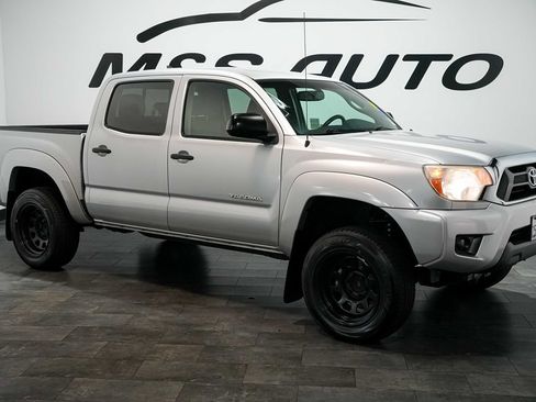 Used 2012 Toyota Tacoma PreRunner w/ SR5 Pkg RWD image 7