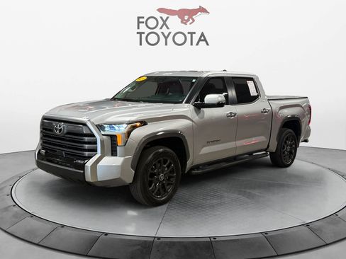 Used 2024 Toyota Tundra Limited w/ Power Package AWD/4WD image 1