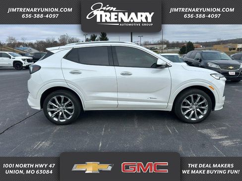 Used 2024 Buick Encore GX Avenir image 1