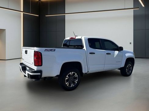 Used 2022 Chevrolet Colorado Z71 AWD/4WD image 6