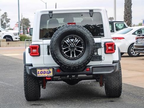 New 2026 Jeep Wrangler Unlimited Rubicon image 3