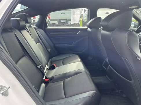 Used 2022 Honda Accord Sport image 18