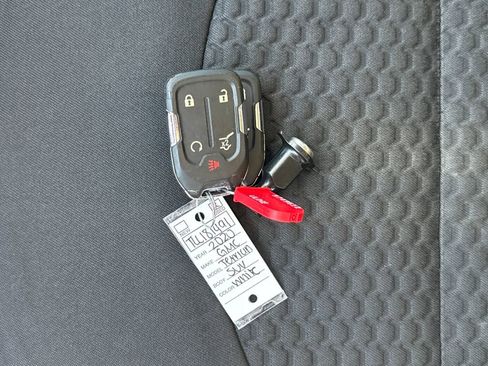 Used 2020 GMC Terrain SLE w/ Driver Convenience Package image 29