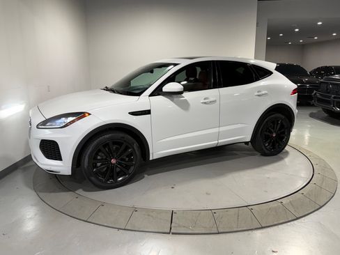 Used 2019 Jaguar E-PACE R-Dynamic SE image 20