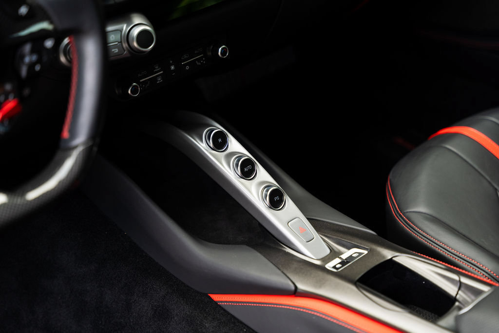 Used 2020 Ferrari 812 Superfast RWD image 13