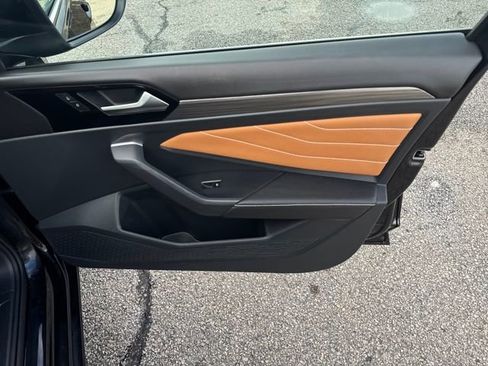 Certified 2024 Volkswagen Jetta SEL image 33