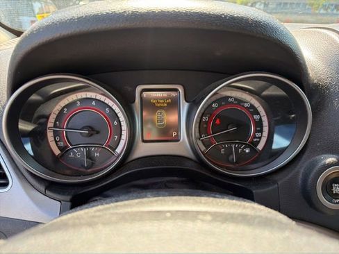 Used 2017 Dodge Journey Crossroad FWD image 21
