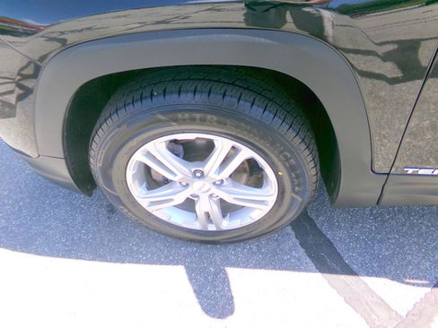 Used 2018 GMC Terrain SLE AWD/4WD image 12