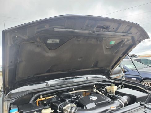 Used 2015 Nissan Frontier SV RWD image 47