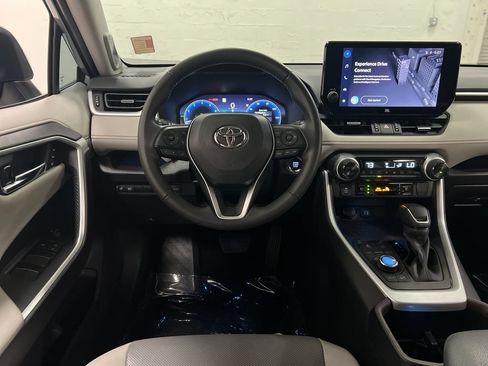 Used 2023 Toyota RAV4 Limited AWD/4WD image 14