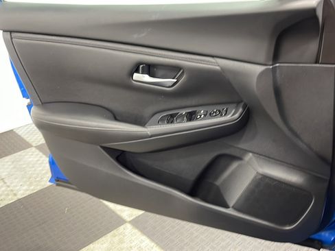 Used 2020 Nissan Sentra SV w/ Electronics Package FWD image 12