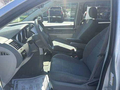 Used 2010 Dodge Grand Caravan SE FWD image 9