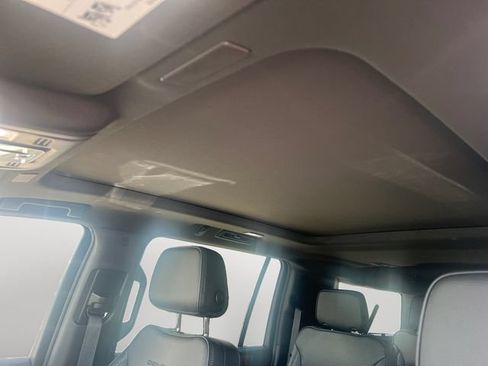 Used 2026 GMC Yukon XL Denali w/ Sun & Power Step Package AWD/4WD image 12