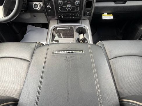 Used 2017 RAM 3500 Laramie Longhorn AWD/4WD image 26