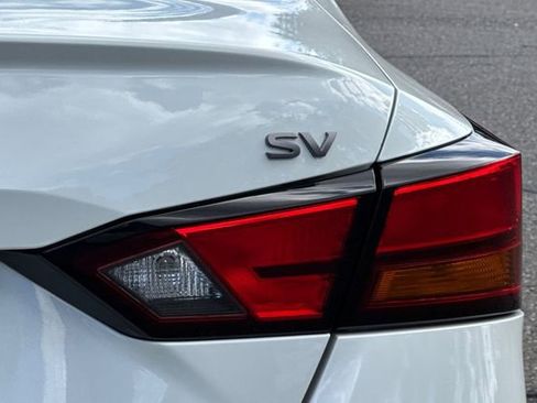 Used 2023 Nissan Altima 2.5 SV FWD image 48